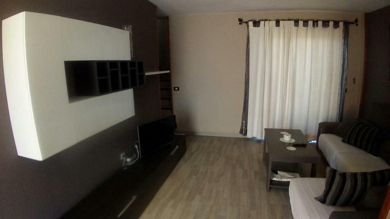 Apartamento Minerva Apartment Arona  Ngoại thất bức ảnh